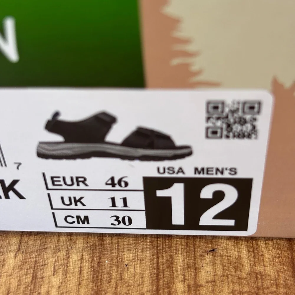 Skechers Relaxed Fit Sandals Mens 12 Black New Luxe Foam Strappy Outdoor Hiking